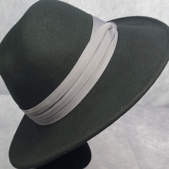 GLOVANNIO NEW YORK Black Formal 100% Wool Women's Hat - Picture 3 of 11